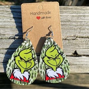 Handmade- Grinch Earrings